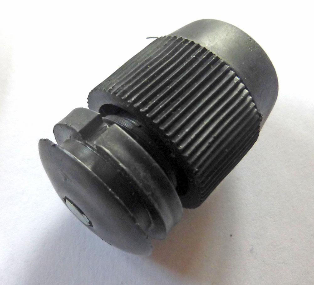 ay96156_20211002221500